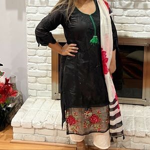 Black salware kamiz size 42